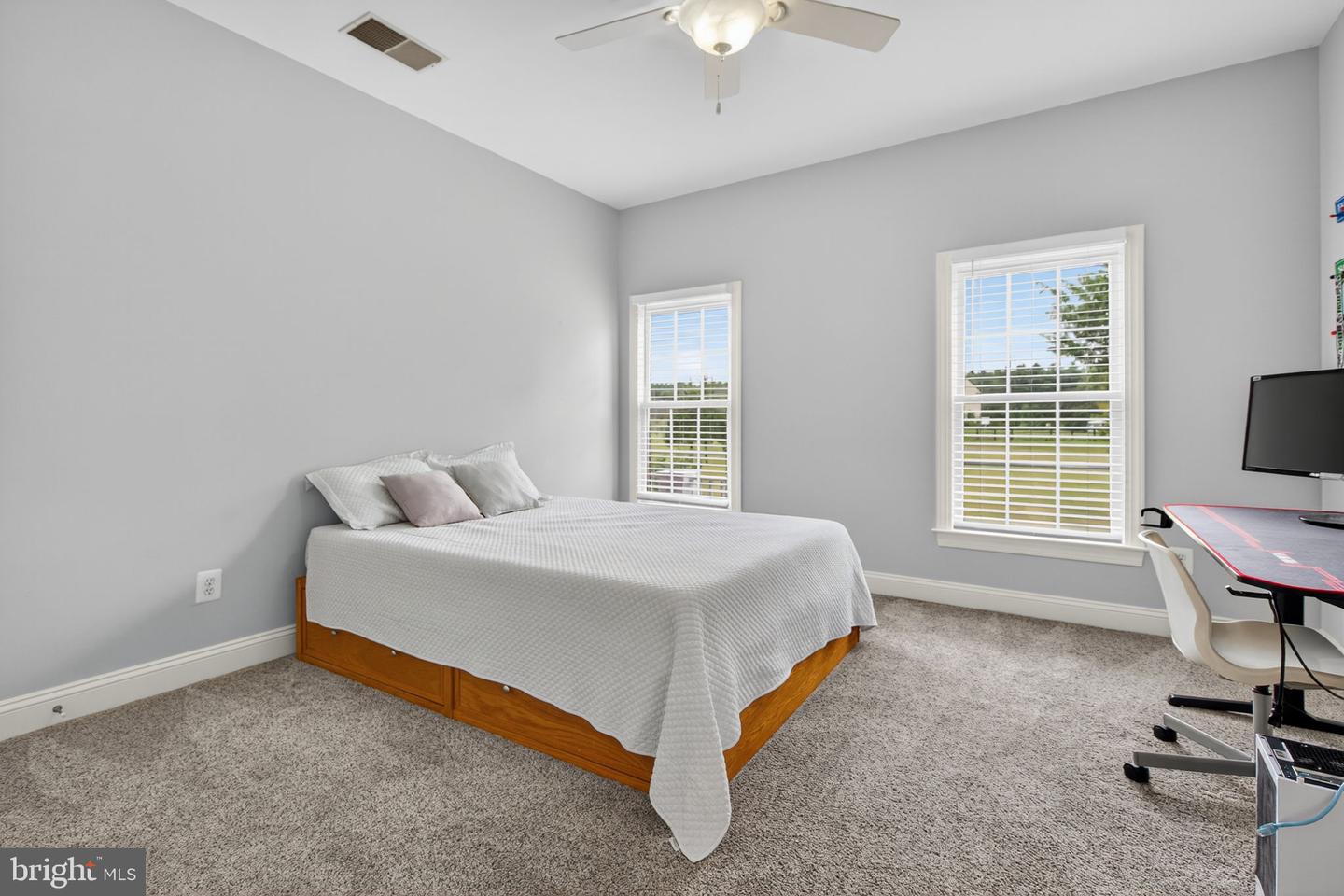 13630 CHESTNUT RIDGE CT, HAYMARKET, Virginia 20169, 5 Bedrooms Bedrooms, ,4 BathroomsBathrooms,Residential,For sale,13630 CHESTNUT RIDGE CT,VAPW2102286 MLS # VAPW2102286