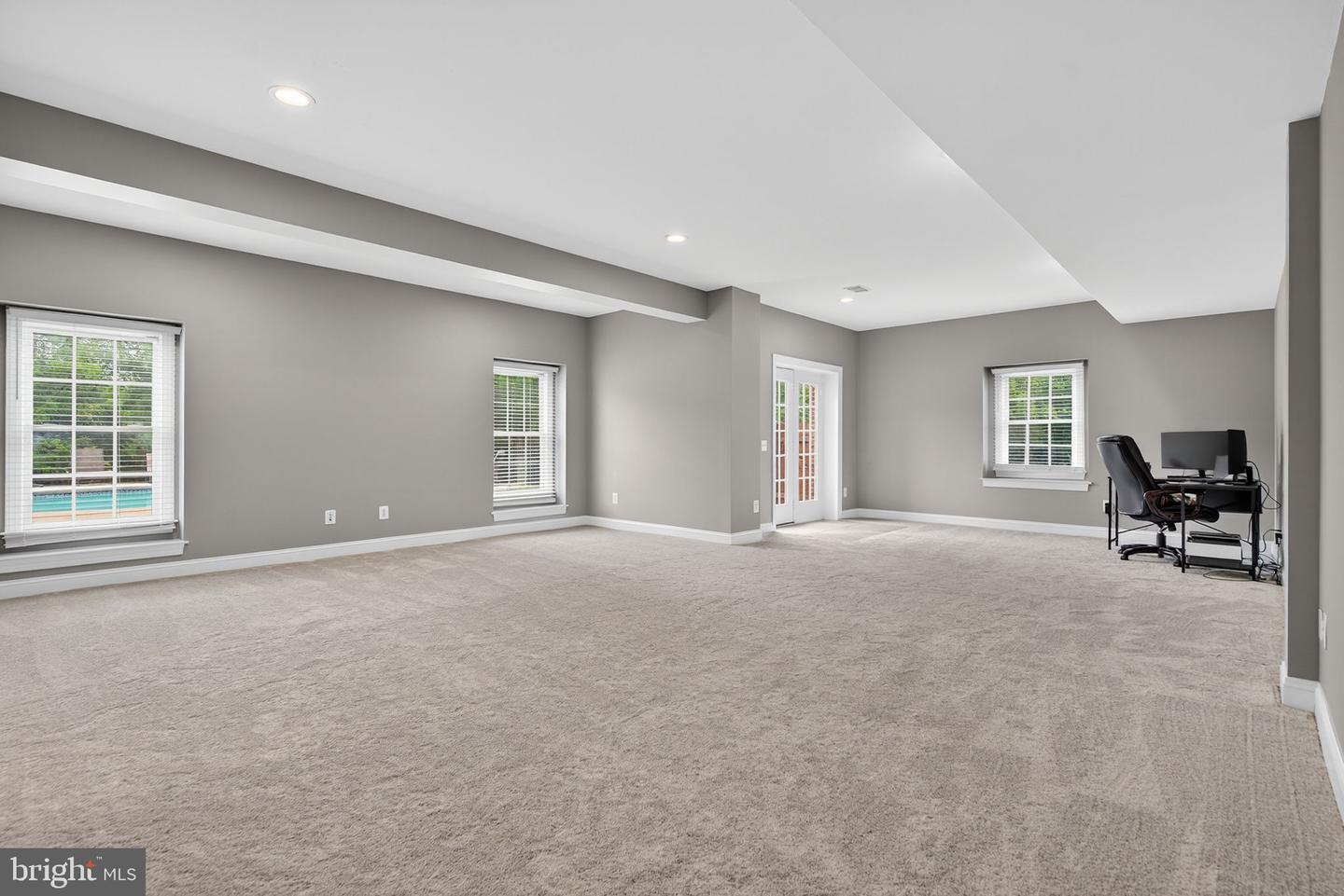 13630 CHESTNUT RIDGE CT, HAYMARKET, Virginia 20169, 5 Bedrooms Bedrooms, ,4 BathroomsBathrooms,Residential,For sale,13630 CHESTNUT RIDGE CT,VAPW2102286 MLS # VAPW2102286