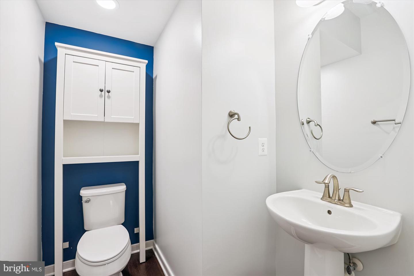 44075 PEIROSA TER, CHANTILLY, Virginia 20152, 3 Bedrooms Bedrooms, ,2 BathroomsBathrooms,Residential,For sale,44075 PEIROSA TER,VALO2105202 MLS # VALO2105202