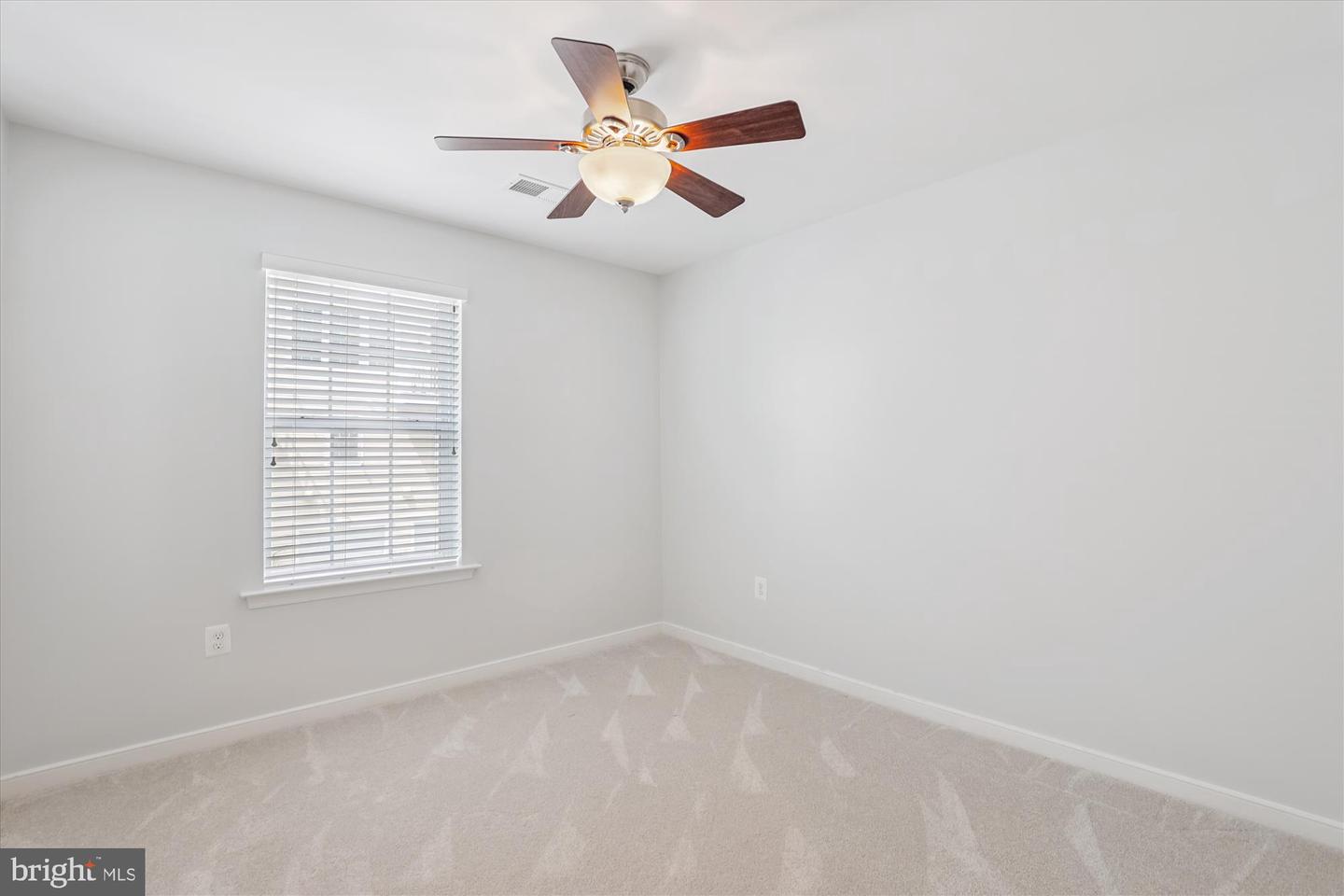 44075 PEIROSA TER, CHANTILLY, Virginia 20152, 3 Bedrooms Bedrooms, ,2 BathroomsBathrooms,Residential,For sale,44075 PEIROSA TER,VALO2105202 MLS # VALO2105202