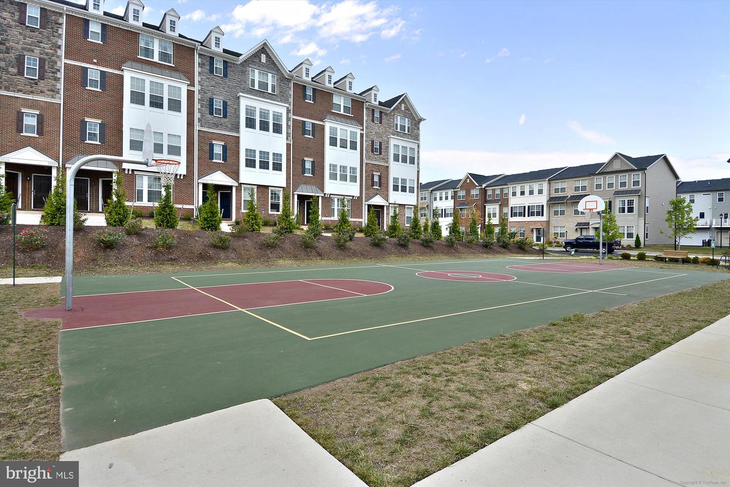 44075 PEIROSA TER, CHANTILLY, Virginia 20152, 3 Bedrooms Bedrooms, ,2 BathroomsBathrooms,Residential,For sale,44075 PEIROSA TER,VALO2105202 MLS # VALO2105202