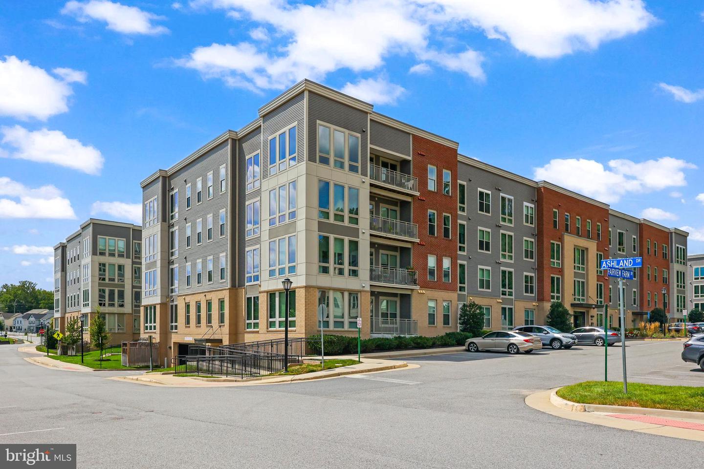 6101 FAIRVIEW FARM DR #408, ALEXANDRIA, Virginia 22315, 2 Bedrooms Bedrooms, ,2 BathroomsBathrooms,Residential,For sale,6101 FAIRVIEW FARM DR #408,VAFX2262956 MLS # VAFX2262956