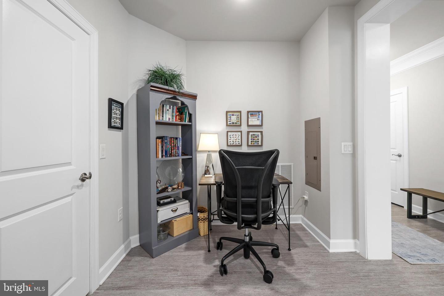 6101 FAIRVIEW FARM DR #408, ALEXANDRIA, Virginia 22315, 2 Bedrooms Bedrooms, ,2 BathroomsBathrooms,Residential,For sale,6101 FAIRVIEW FARM DR #408,VAFX2262956 MLS # VAFX2262956