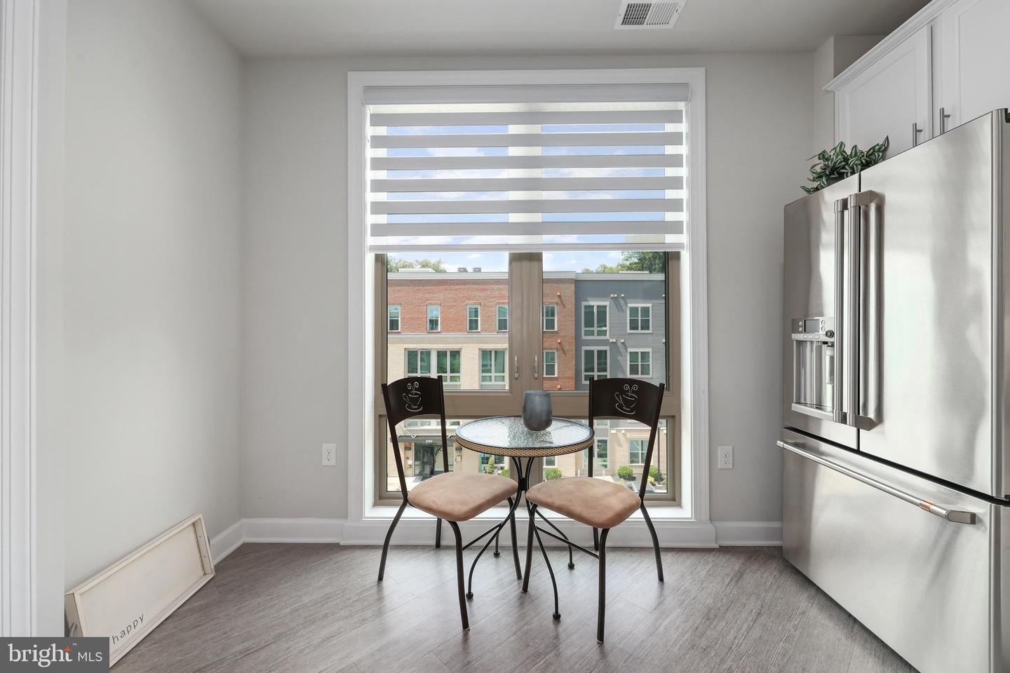 6101 FAIRVIEW FARM DR #408, ALEXANDRIA, Virginia 22315, 2 Bedrooms Bedrooms, ,2 BathroomsBathrooms,Residential,For sale,6101 FAIRVIEW FARM DR #408,VAFX2262956 MLS # VAFX2262956