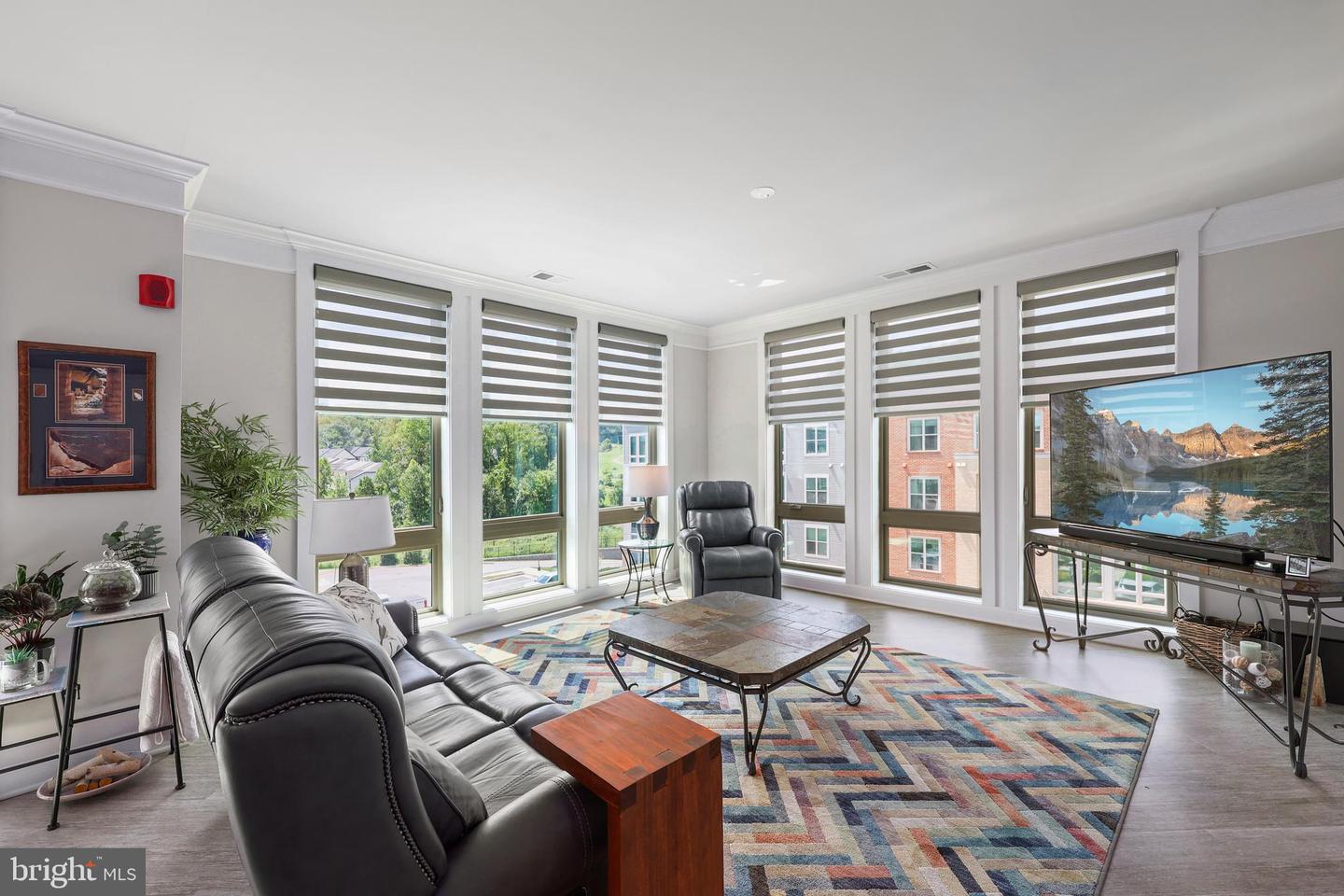 6101 FAIRVIEW FARM DR #408, ALEXANDRIA, Virginia 22315, 2 Bedrooms Bedrooms, ,2 BathroomsBathrooms,Residential,For sale,6101 FAIRVIEW FARM DR #408,VAFX2262956 MLS # VAFX2262956