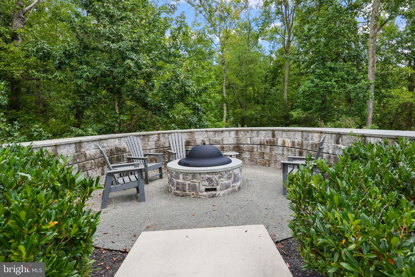 6101 FAIRVIEW FARM DR #408, ALEXANDRIA, Virginia 22315, 2 Bedrooms Bedrooms, ,2 BathroomsBathrooms,Residential,For sale,6101 FAIRVIEW FARM DR #408,VAFX2262956 MLS # VAFX2262956
