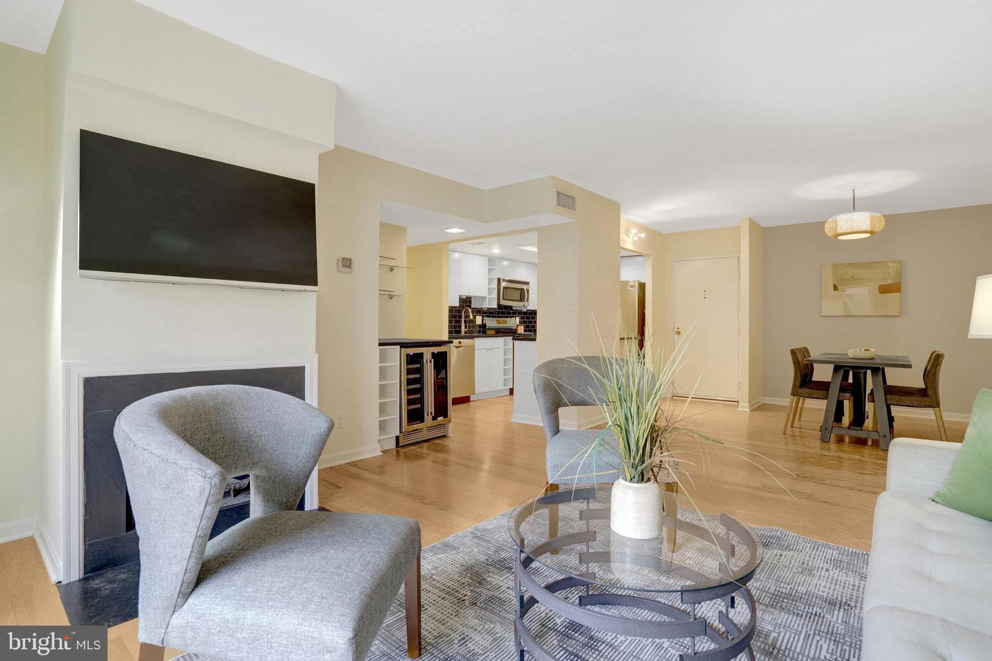 803 N HOWARD ST #456, ALEXANDRIA, Virginia 22304, 2 Bedrooms Bedrooms, ,2 BathroomsBathrooms,Residential,For sale,803 N HOWARD ST #456,VAAX2048910 MLS # VAAX2048910