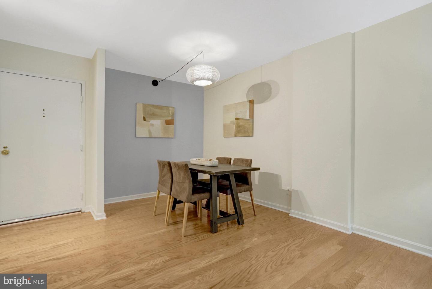 803 N HOWARD ST #456, ALEXANDRIA, Virginia 22304, 2 Bedrooms Bedrooms, ,2 BathroomsBathrooms,Residential,For sale,803 N HOWARD ST #456,VAAX2048910 MLS # VAAX2048910