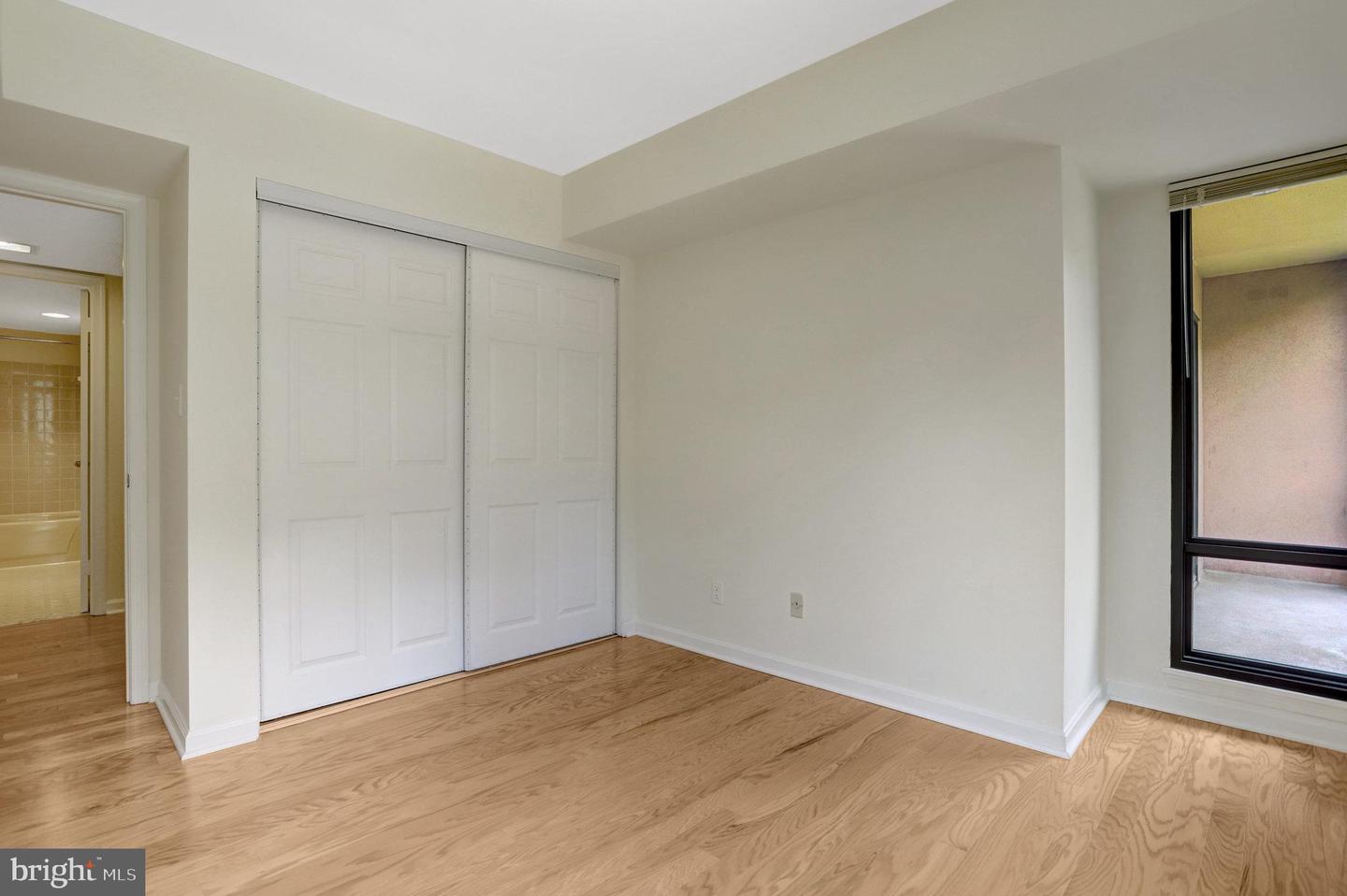 803 N HOWARD ST #456, ALEXANDRIA, Virginia 22304, 2 Bedrooms Bedrooms, ,2 BathroomsBathrooms,Residential,For sale,803 N HOWARD ST #456,VAAX2048910 MLS # VAAX2048910