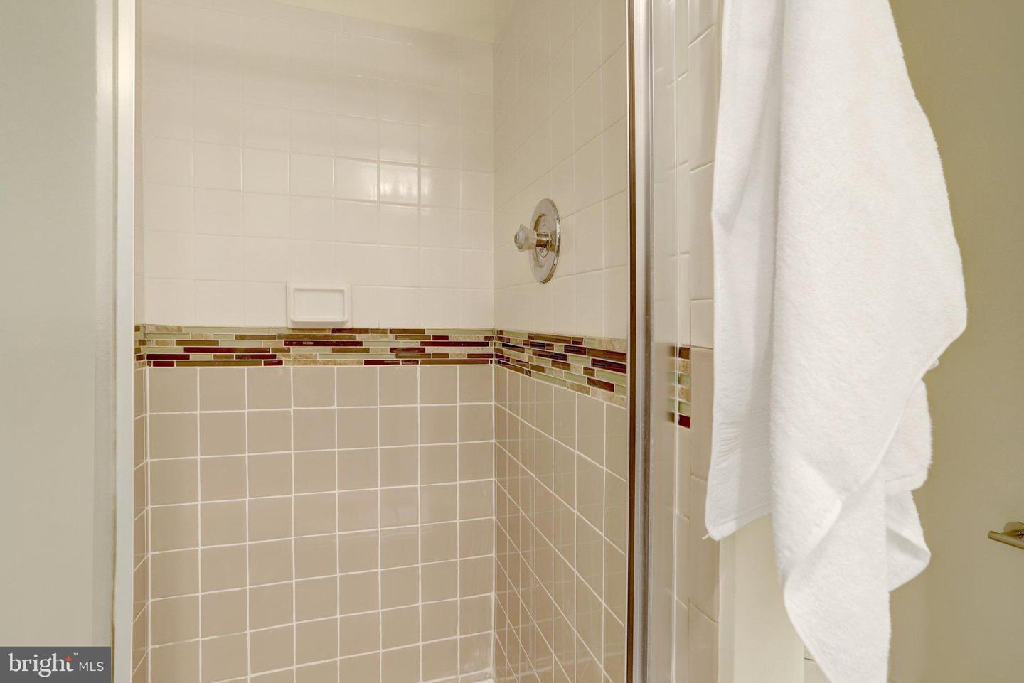 803 N HOWARD ST #456, ALEXANDRIA, Virginia 22304, 2 Bedrooms Bedrooms, ,2 BathroomsBathrooms,Residential,For sale,803 N HOWARD ST #456,VAAX2048910 MLS # VAAX2048910