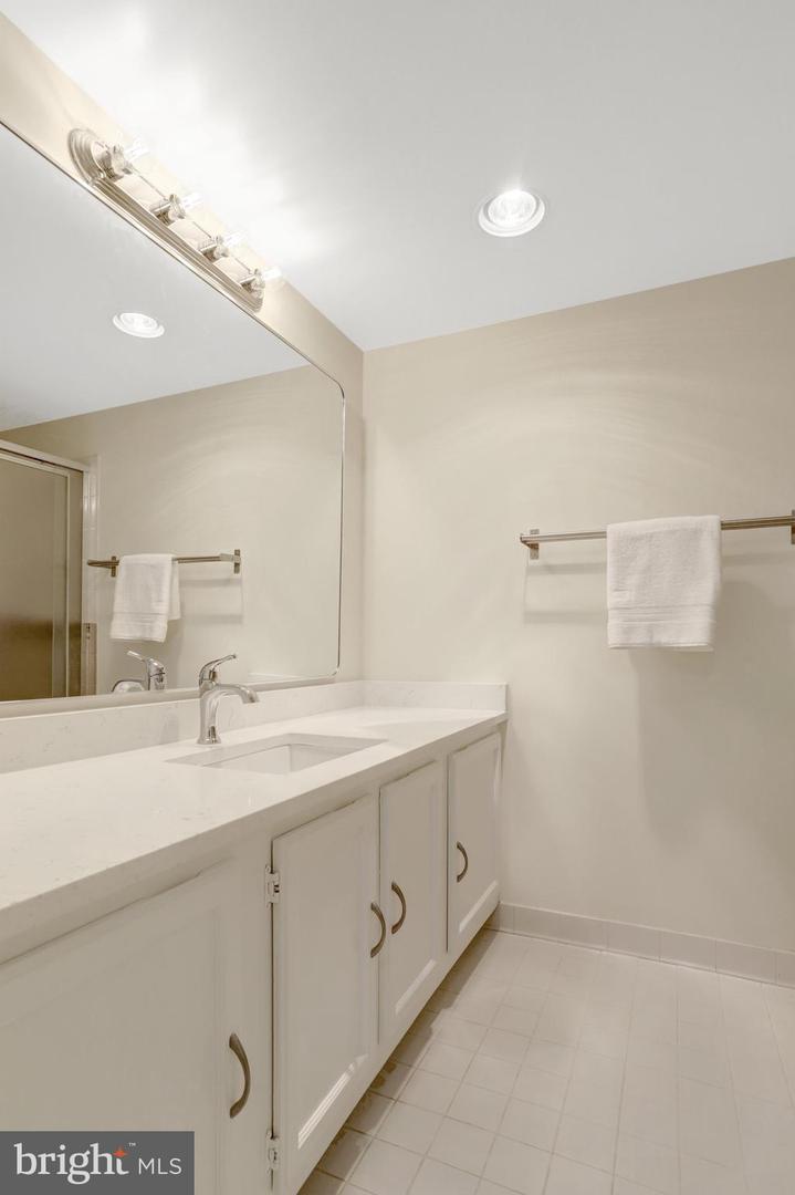 803 N HOWARD ST #456, ALEXANDRIA, Virginia 22304, 2 Bedrooms Bedrooms, ,2 BathroomsBathrooms,Residential,For sale,803 N HOWARD ST #456,VAAX2048910 MLS # VAAX2048910
