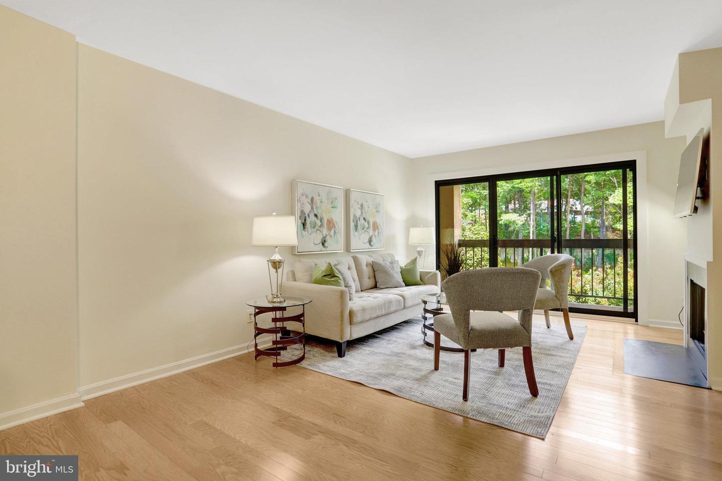 803 N HOWARD ST #456, ALEXANDRIA, Virginia 22304, 2 Bedrooms Bedrooms, ,2 BathroomsBathrooms,Residential,For sale,803 N HOWARD ST #456,VAAX2048910 MLS # VAAX2048910