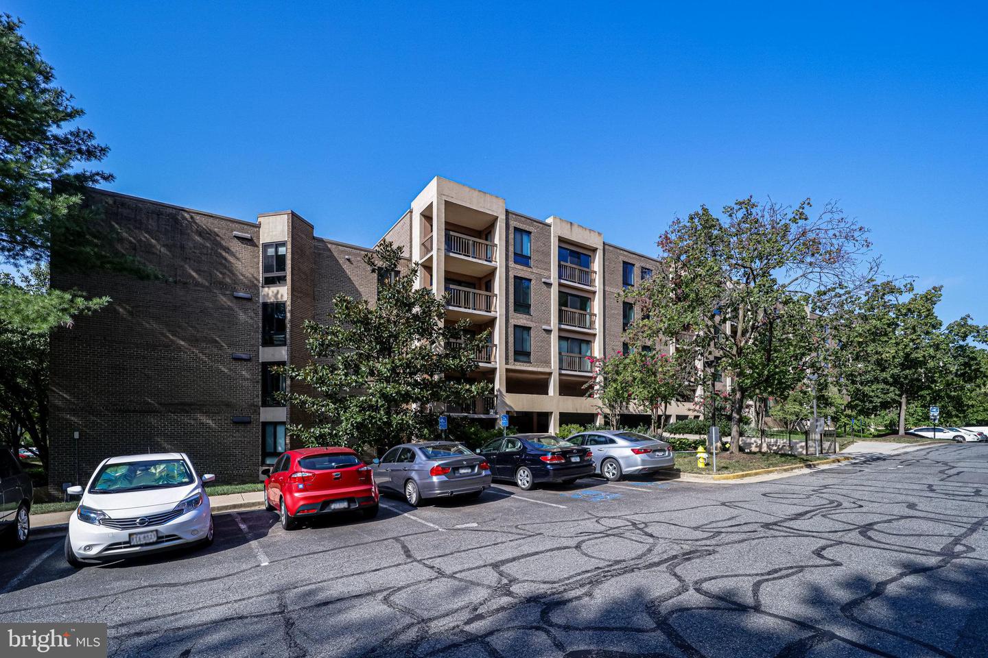 803 N HOWARD ST #456, ALEXANDRIA, Virginia 22304, 2 Bedrooms Bedrooms, ,2 BathroomsBathrooms,Residential,For sale,803 N HOWARD ST #456,VAAX2048910 MLS # VAAX2048910