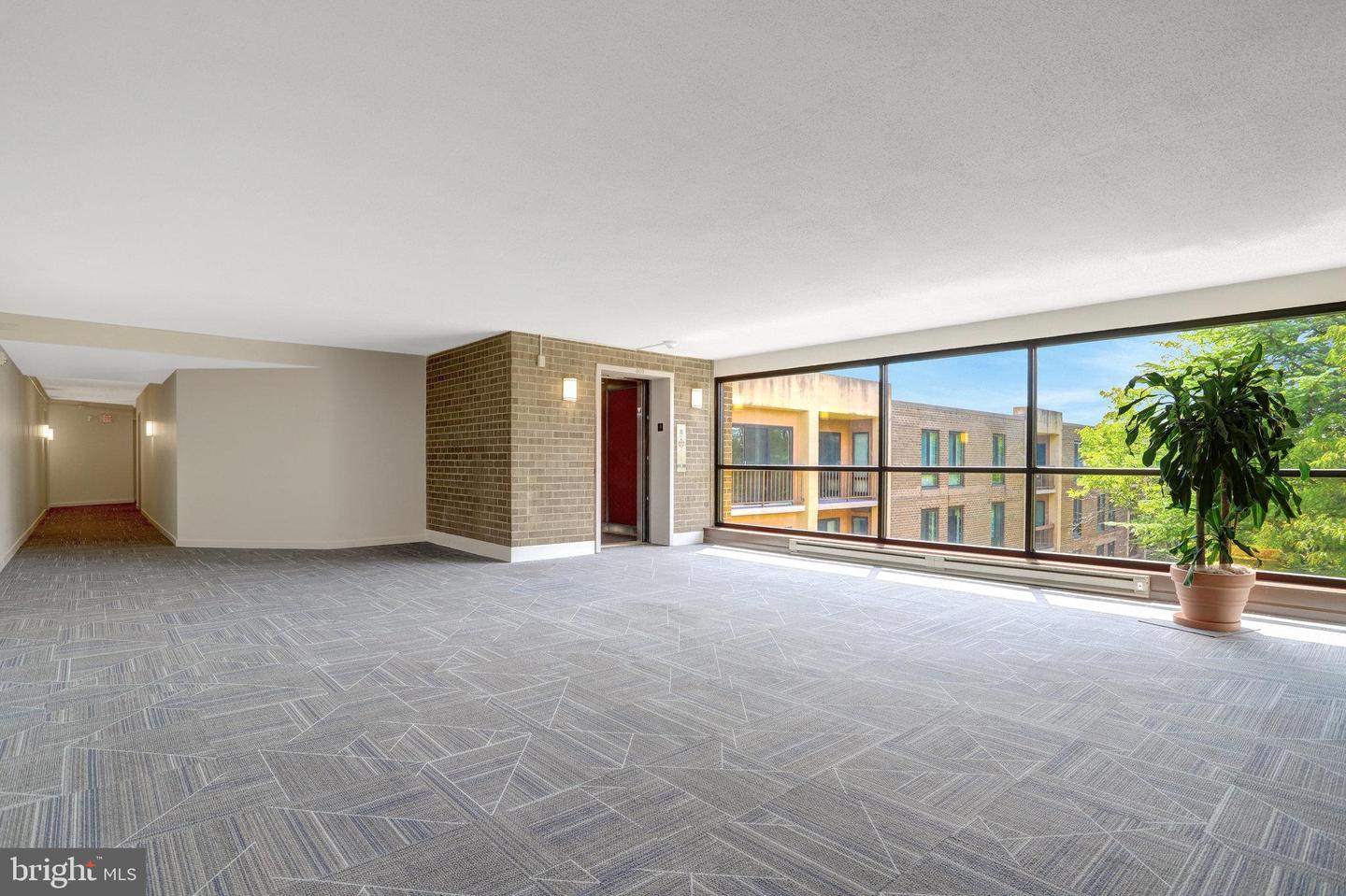 803 N HOWARD ST #456, ALEXANDRIA, Virginia 22304, 2 Bedrooms Bedrooms, ,2 BathroomsBathrooms,Residential,For sale,803 N HOWARD ST #456,VAAX2048910 MLS # VAAX2048910