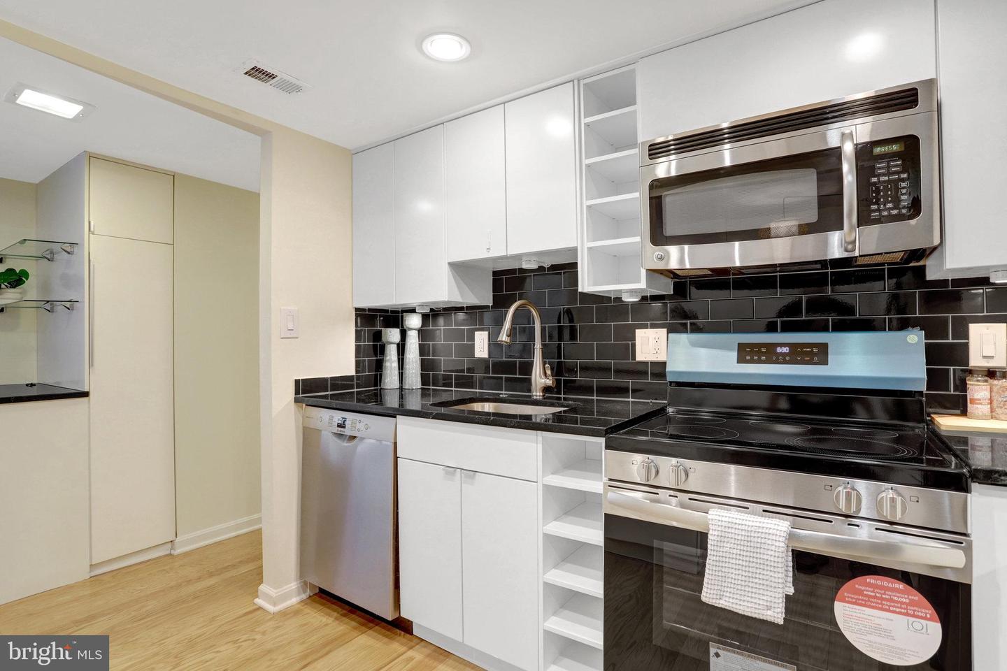 803 N HOWARD ST #456, ALEXANDRIA, Virginia 22304, 2 Bedrooms Bedrooms, ,2 BathroomsBathrooms,Residential,For sale,803 N HOWARD ST #456,VAAX2048910 MLS # VAAX2048910