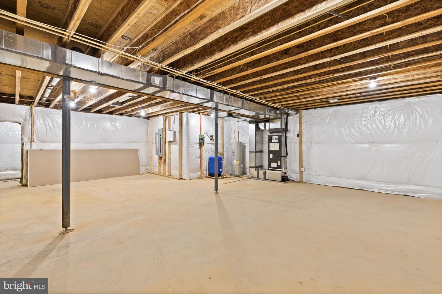 20373 BEAVER CREEK CT, LIGNUM, Virginia 22726, 4 Bedrooms Bedrooms, ,4 BathroomsBathrooms,Residential,For sale,20373 BEAVER CREEK CT,VACU2011404 MLS # VACU2011404