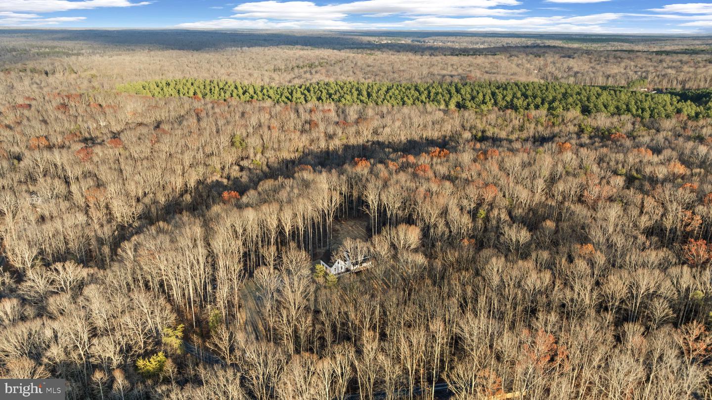 20373 BEAVER CREEK CT, LIGNUM, Virginia 22726, 4 Bedrooms Bedrooms, ,4 BathroomsBathrooms,Residential,For sale,20373 BEAVER CREEK CT,VACU2011404 MLS # VACU2011404