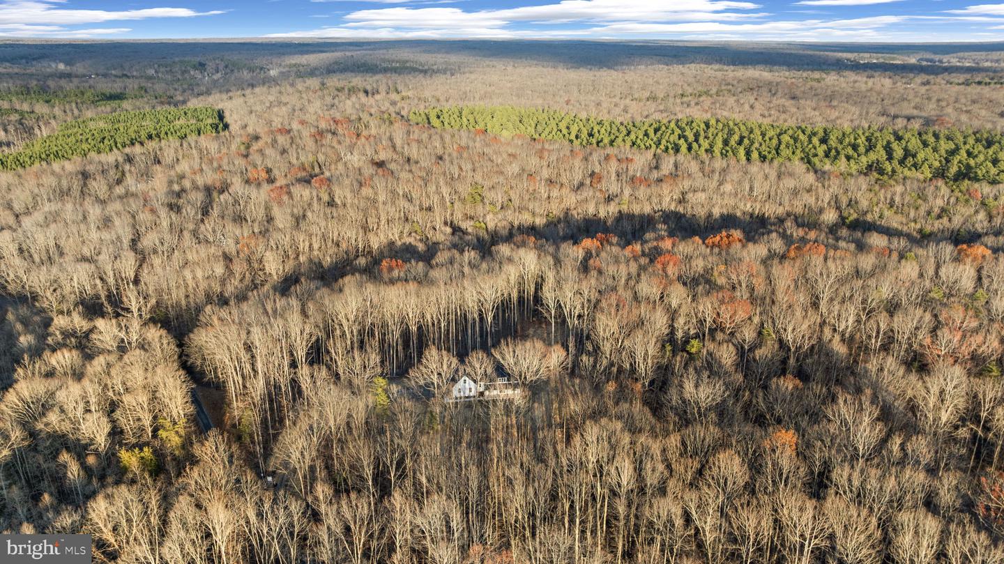 20373 BEAVER CREEK CT, LIGNUM, Virginia 22726, 4 Bedrooms Bedrooms, ,4 BathroomsBathrooms,Residential,For sale,20373 BEAVER CREEK CT,VACU2011404 MLS # VACU2011404