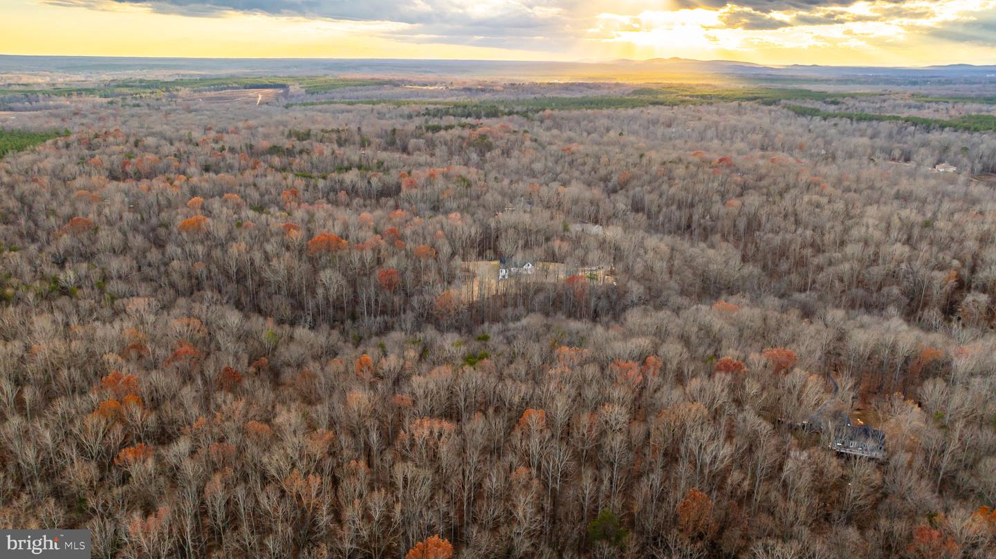 20373 BEAVER CREEK CT, LIGNUM, Virginia 22726, 4 Bedrooms Bedrooms, ,4 BathroomsBathrooms,Residential,For sale,20373 BEAVER CREEK CT,VACU2011404 MLS # VACU2011404