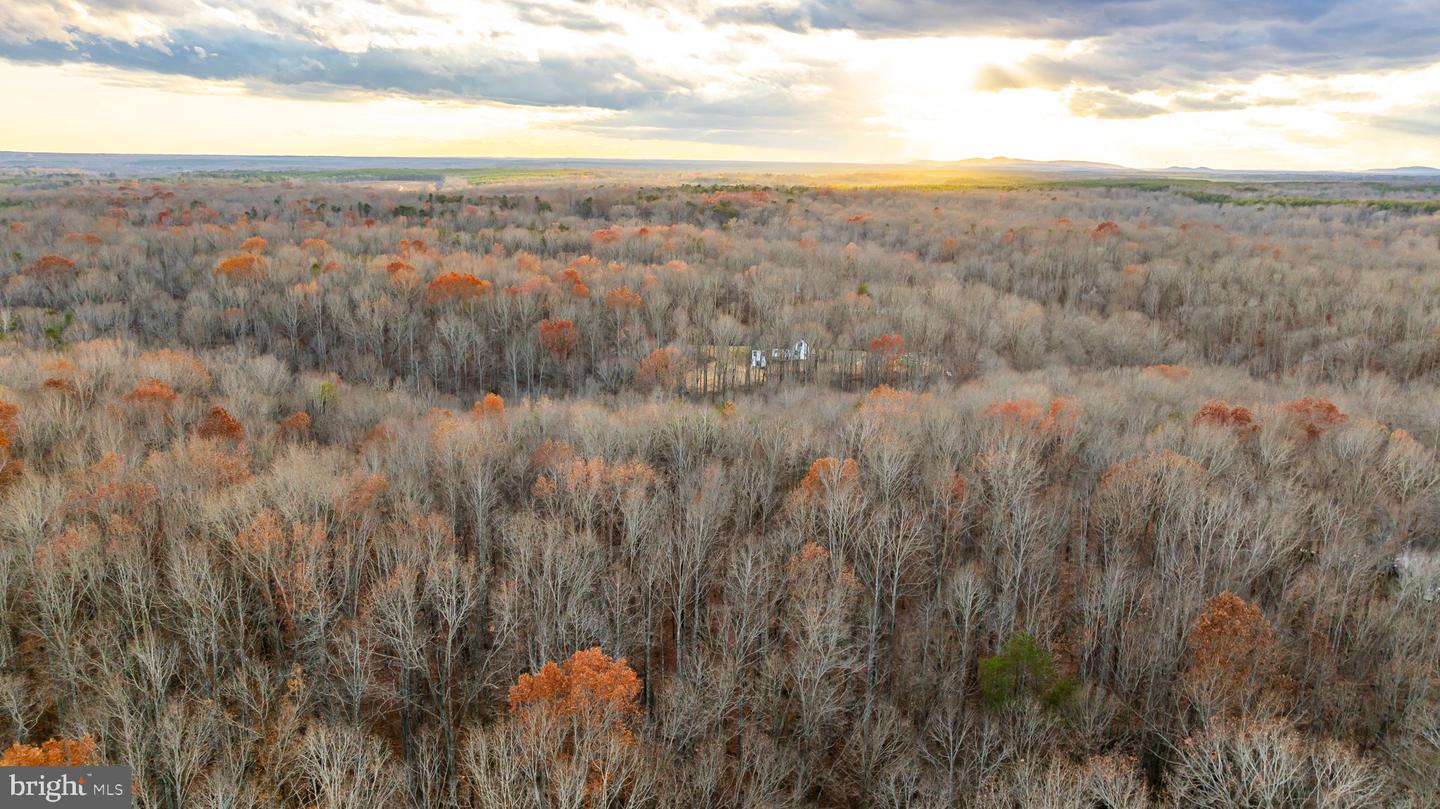 20373 BEAVER CREEK CT, LIGNUM, Virginia 22726, 4 Bedrooms Bedrooms, ,4 BathroomsBathrooms,Residential,For sale,20373 BEAVER CREEK CT,VACU2011404 MLS # VACU2011404