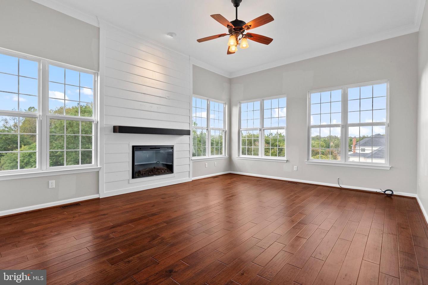 11571 MICA PL, LOVETTSVILLE, Virginia 20180, 4 Bedrooms Bedrooms, ,5 BathroomsBathrooms,Residential,For sale,11571 MICA PL,VALO2105232 MLS # VALO2105232