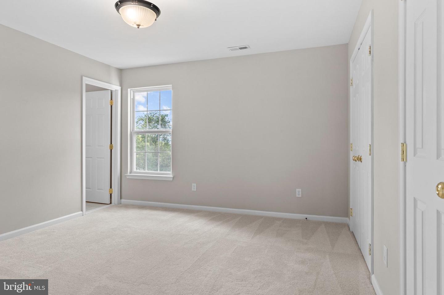 11571 MICA PL, LOVETTSVILLE, Virginia 20180, 4 Bedrooms Bedrooms, ,5 BathroomsBathrooms,Residential,For sale,11571 MICA PL,VALO2105232 MLS # VALO2105232