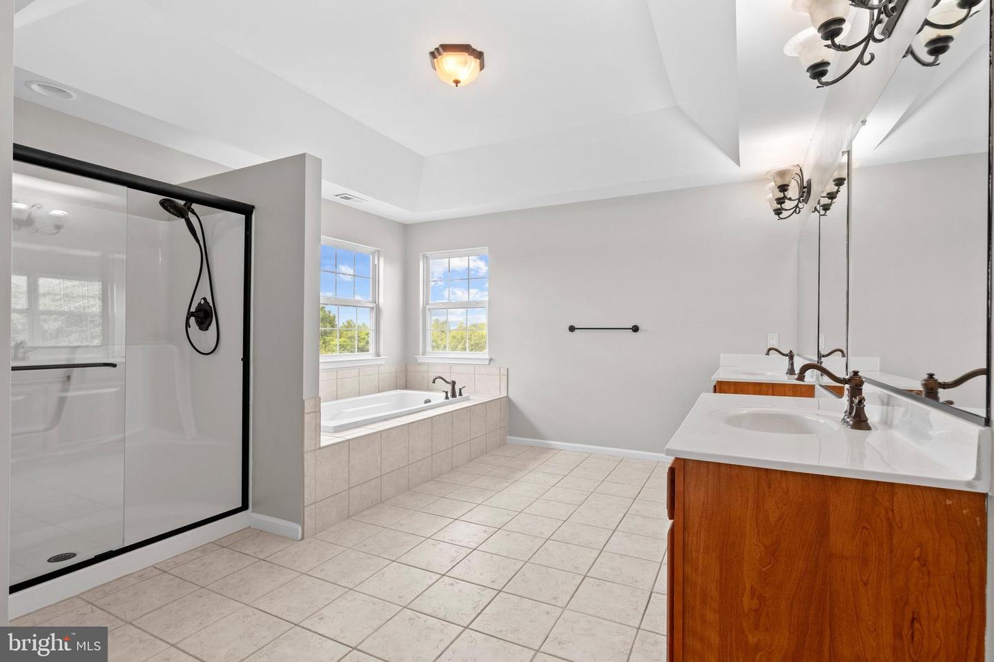 11571 MICA PL, LOVETTSVILLE, Virginia 20180, 4 Bedrooms Bedrooms, ,5 BathroomsBathrooms,Residential,For sale,11571 MICA PL,VALO2105232 MLS # VALO2105232