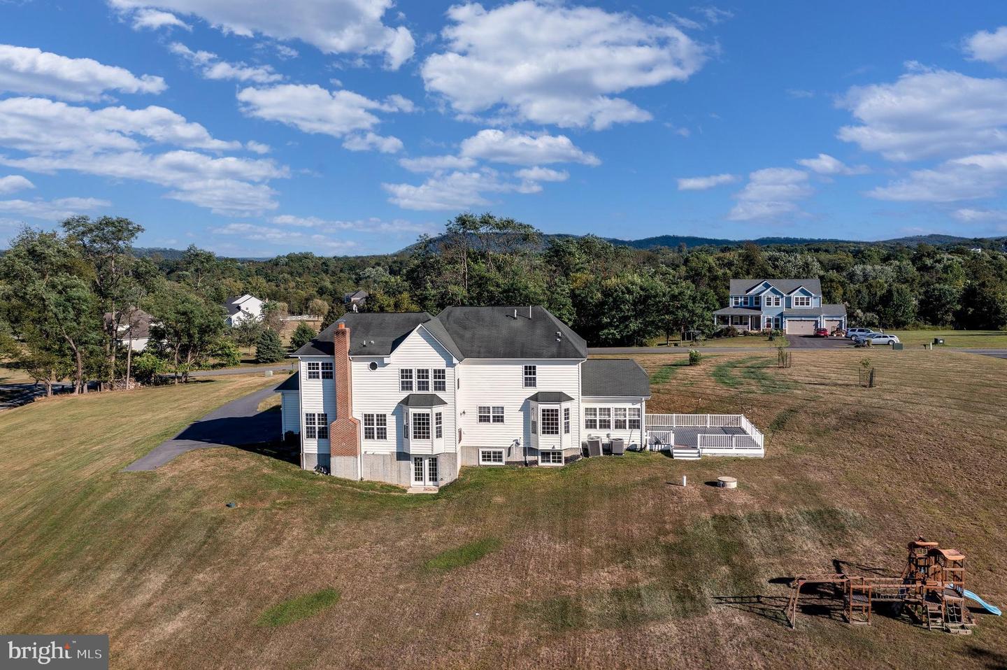 11571 MICA PL, LOVETTSVILLE, Virginia 20180, 4 Bedrooms Bedrooms, ,5 BathroomsBathrooms,Residential,For sale,11571 MICA PL,VALO2105232 MLS # VALO2105232