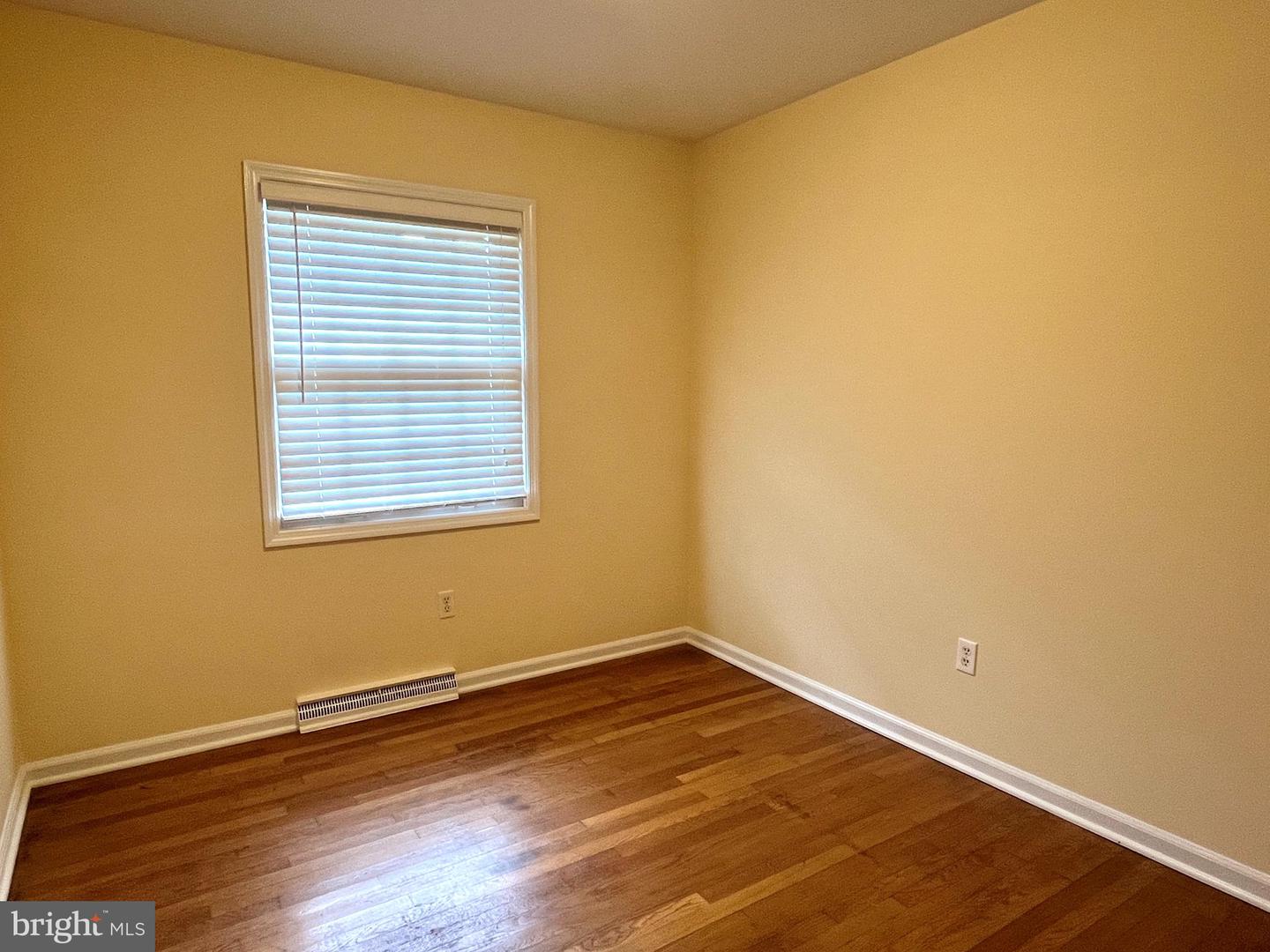 11285 CEDAR AVE, CULPEPER, Virginia 22701, 4 Bedrooms Bedrooms, ,2 BathroomsBathrooms,Residential,For sale,11285 CEDAR AVE,VACU2011408 MLS # VACU2011408