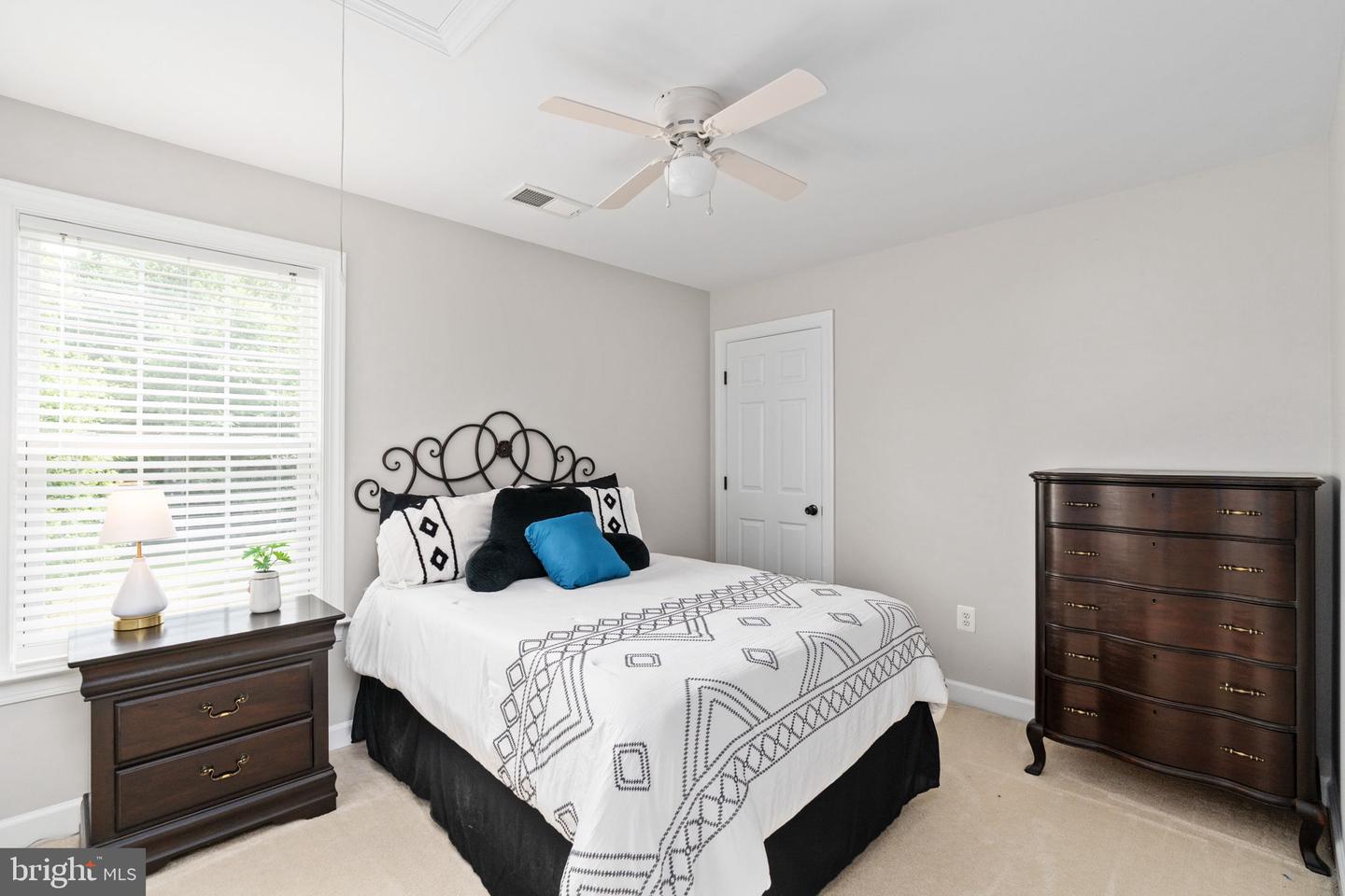 12 ORCHARD LN, STAFFORD, Virginia 22556, 4 Bedrooms Bedrooms, ,3 BathroomsBathrooms,Residential,For sale,12 ORCHARD LN,VAST2042112 MLS # VAST2042112