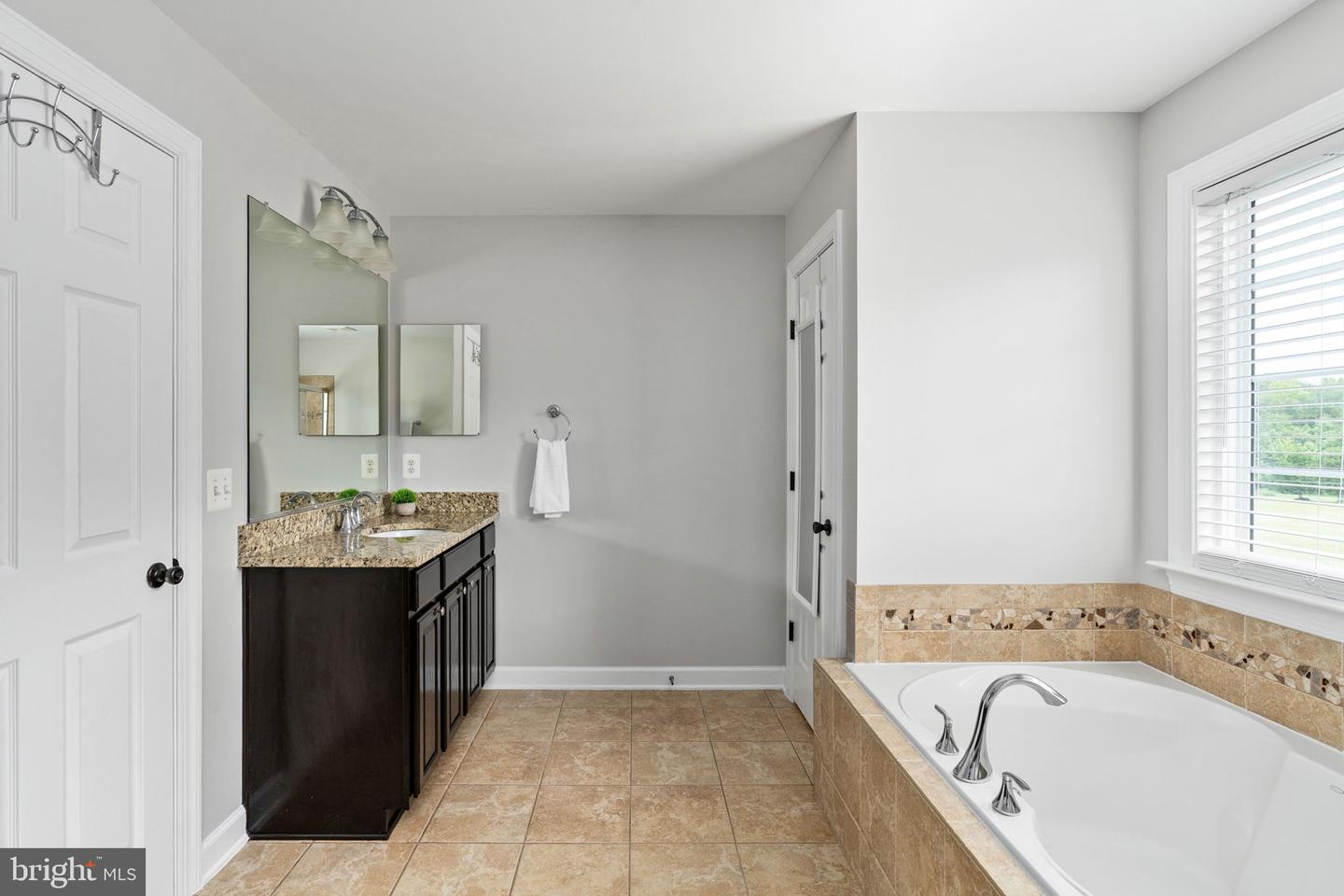 12 ORCHARD LN, STAFFORD, Virginia 22556, 4 Bedrooms Bedrooms, ,3 BathroomsBathrooms,Residential,For sale,12 ORCHARD LN,VAST2042112 MLS # VAST2042112