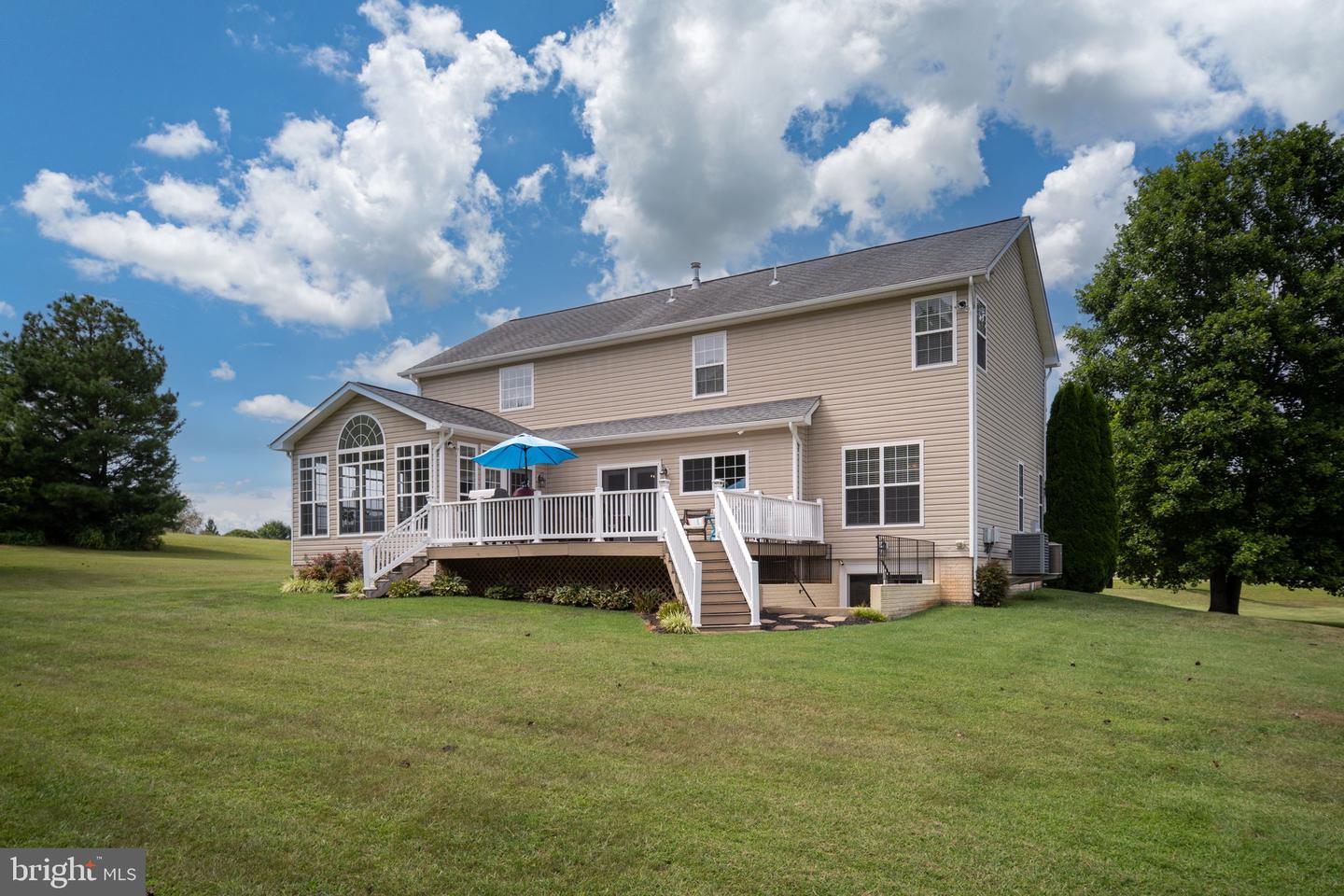 12 ORCHARD LN, STAFFORD, Virginia 22556, 4 Bedrooms Bedrooms, ,3 BathroomsBathrooms,Residential,For sale,12 ORCHARD LN,VAST2042112 MLS # VAST2042112