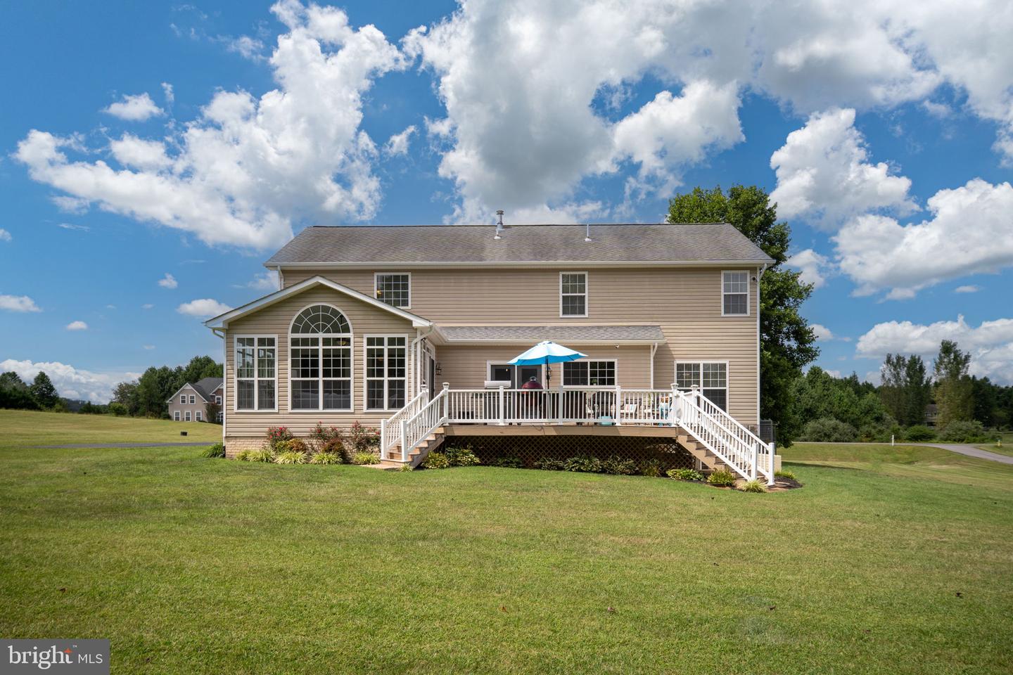 12 ORCHARD LN, STAFFORD, Virginia 22556, 4 Bedrooms Bedrooms, ,3 BathroomsBathrooms,Residential,For sale,12 ORCHARD LN,VAST2042112 MLS # VAST2042112
