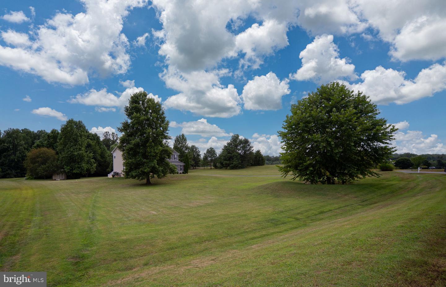 12 ORCHARD LN, STAFFORD, Virginia 22556, 4 Bedrooms Bedrooms, ,3 BathroomsBathrooms,Residential,For sale,12 ORCHARD LN,VAST2042112 MLS # VAST2042112