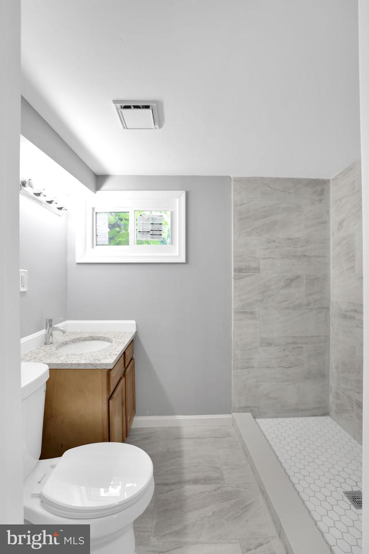 1618 16TH ST SE, WASHINGTON, District Of Columbia 20020, 4 Bedrooms Bedrooms, ,2 BathroomsBathrooms,Residential,For sale,1618 16TH ST SE,DCDC2216722 MLS # DCDC2216722