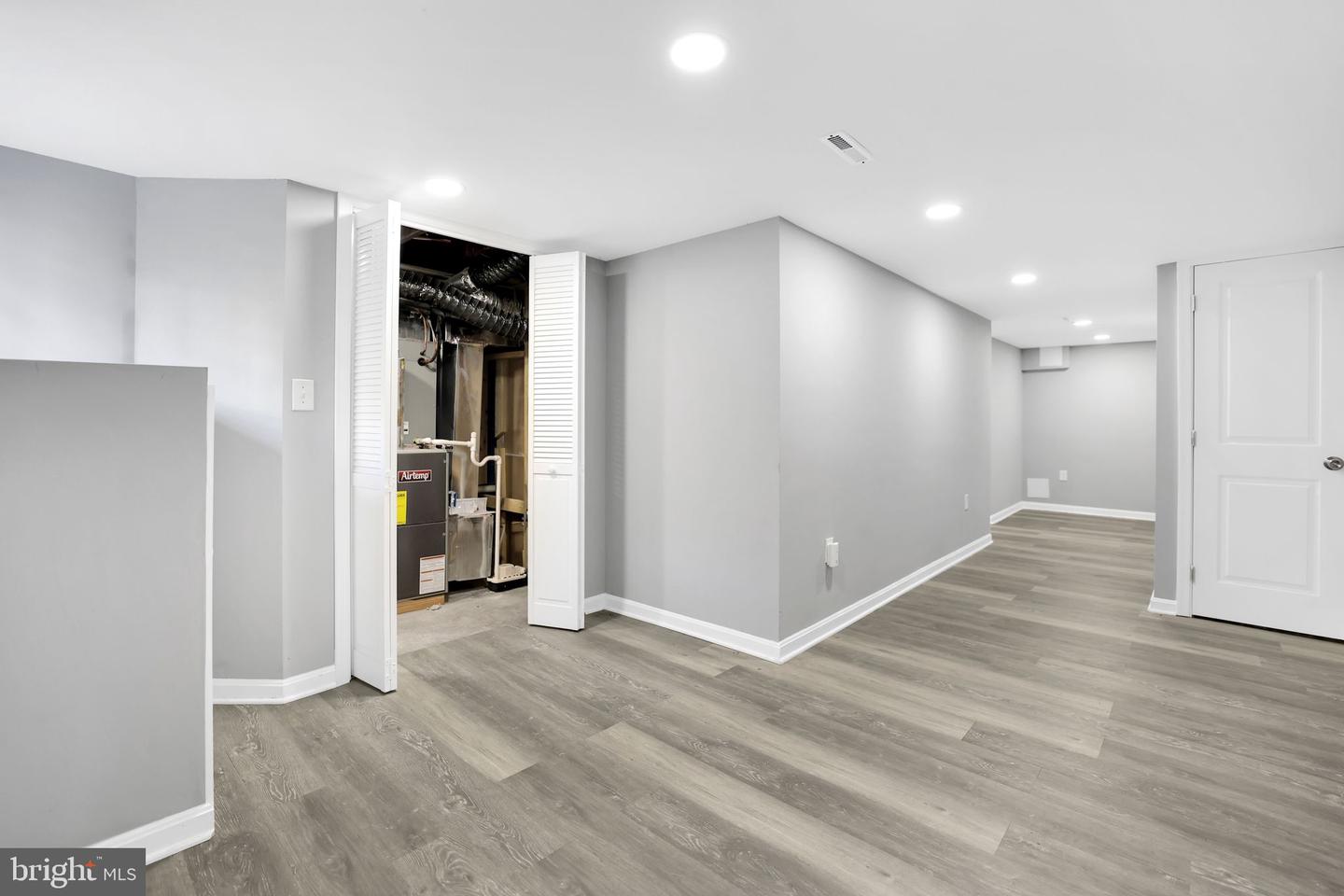 1618 16TH ST SE, WASHINGTON, District Of Columbia 20020, 4 Bedrooms Bedrooms, ,2 BathroomsBathrooms,Residential,For sale,1618 16TH ST SE,DCDC2216722 MLS # DCDC2216722