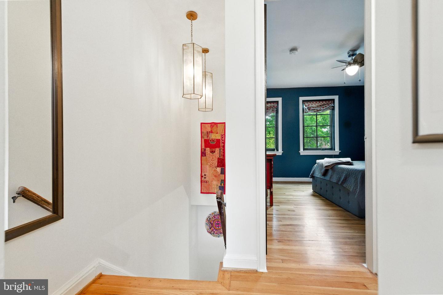 333 MOUNT VERNON AVE, ALEXANDRIA, Virginia 22301, 2 Bedrooms Bedrooms, ,1 BathroomBathrooms,Residential,For sale,333 MOUNT VERNON AVE,VAAX2048990 MLS # VAAX2048990