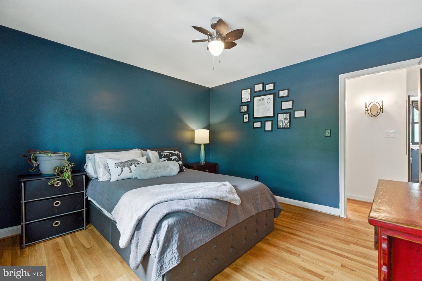 333 MOUNT VERNON AVE, ALEXANDRIA, Virginia 22301, 2 Bedrooms Bedrooms, ,1 BathroomBathrooms,Residential,For sale,333 MOUNT VERNON AVE,VAAX2048990 MLS # VAAX2048990