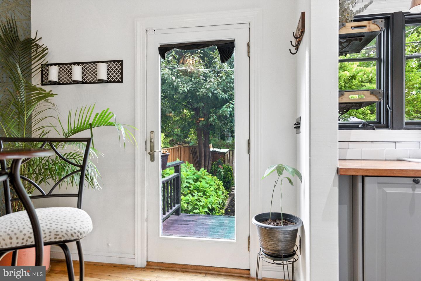 333 MOUNT VERNON AVE, ALEXANDRIA, Virginia 22301, 2 Bedrooms Bedrooms, ,1 BathroomBathrooms,Residential,For sale,333 MOUNT VERNON AVE,VAAX2048990 MLS # VAAX2048990