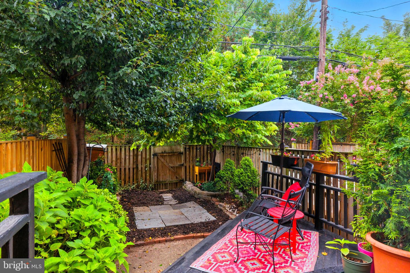 333 MOUNT VERNON AVE, ALEXANDRIA, Virginia 22301, 2 Bedrooms Bedrooms, ,1 BathroomBathrooms,Residential,For sale,333 MOUNT VERNON AVE,VAAX2048990 MLS # VAAX2048990
