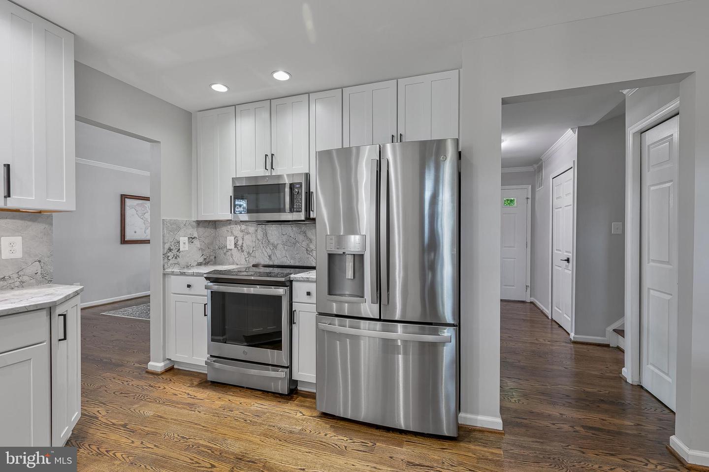 2619 JOHN MILTON DR, HERNDON, Virginia 20171, 4 Bedrooms Bedrooms, ,3 BathroomsBathrooms,Residential,For sale,2619 JOHN MILTON DR,VAFX2263256 MLS # VAFX2263256