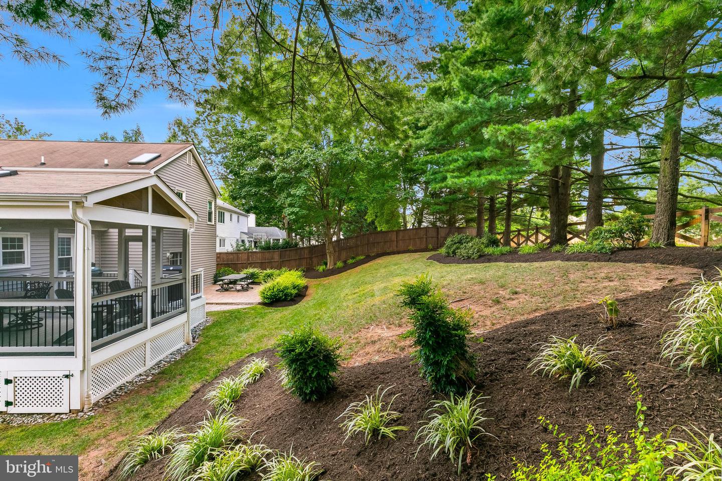 2619 JOHN MILTON DR, HERNDON, Virginia 20171, 4 Bedrooms Bedrooms, ,3 BathroomsBathrooms,Residential,For sale,2619 JOHN MILTON DR,VAFX2263256 MLS # VAFX2263256