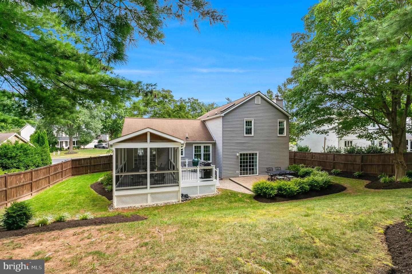 2619 JOHN MILTON DR, HERNDON, Virginia 20171, 4 Bedrooms Bedrooms, ,3 BathroomsBathrooms,Residential,For sale,2619 JOHN MILTON DR,VAFX2263256 MLS # VAFX2263256