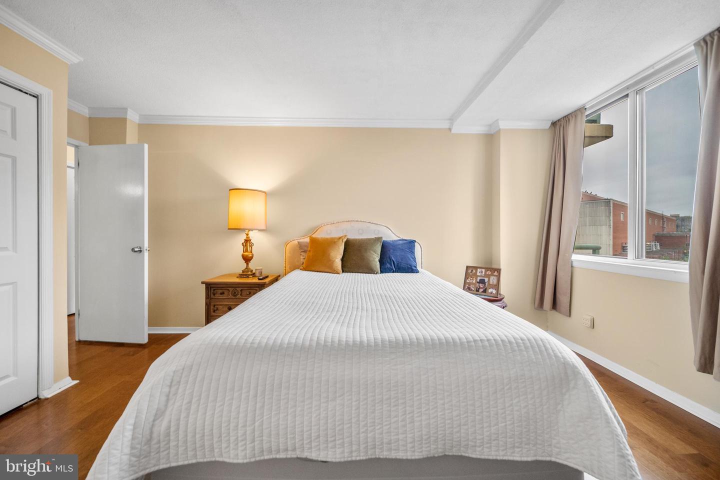 501 SLATERS LN #402, ALEXANDRIA, Virginia 22314, 1 Bedroom Bedrooms, ,1 BathroomBathrooms,Residential,For sale,501 SLATERS LN #402,VAAX2048992 MLS # VAAX2048992