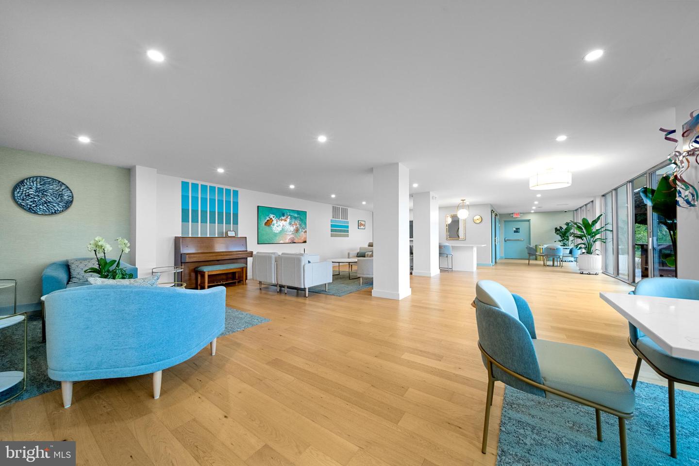 501 SLATERS LN #402, ALEXANDRIA, Virginia 22314, 1 Bedroom Bedrooms, ,1 BathroomBathrooms,Residential,For sale,501 SLATERS LN #402,VAAX2048992 MLS # VAAX2048992
