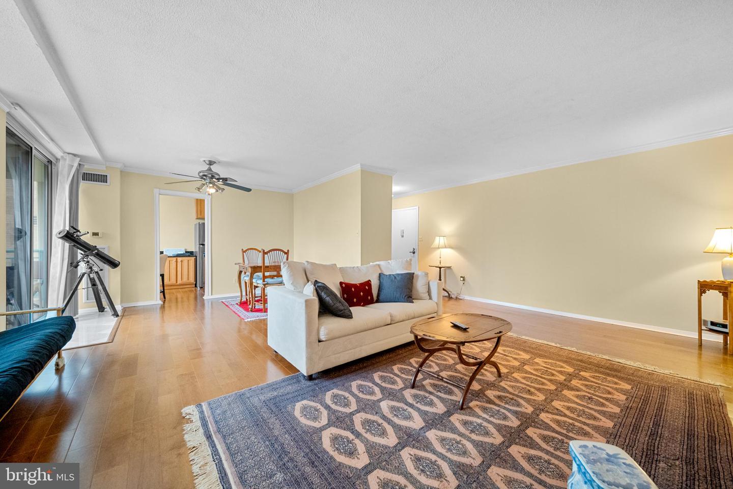 501 SLATERS LN #402, ALEXANDRIA, Virginia 22314, 1 Bedroom Bedrooms, ,1 BathroomBathrooms,Residential,For sale,501 SLATERS LN #402,VAAX2048992 MLS # VAAX2048992