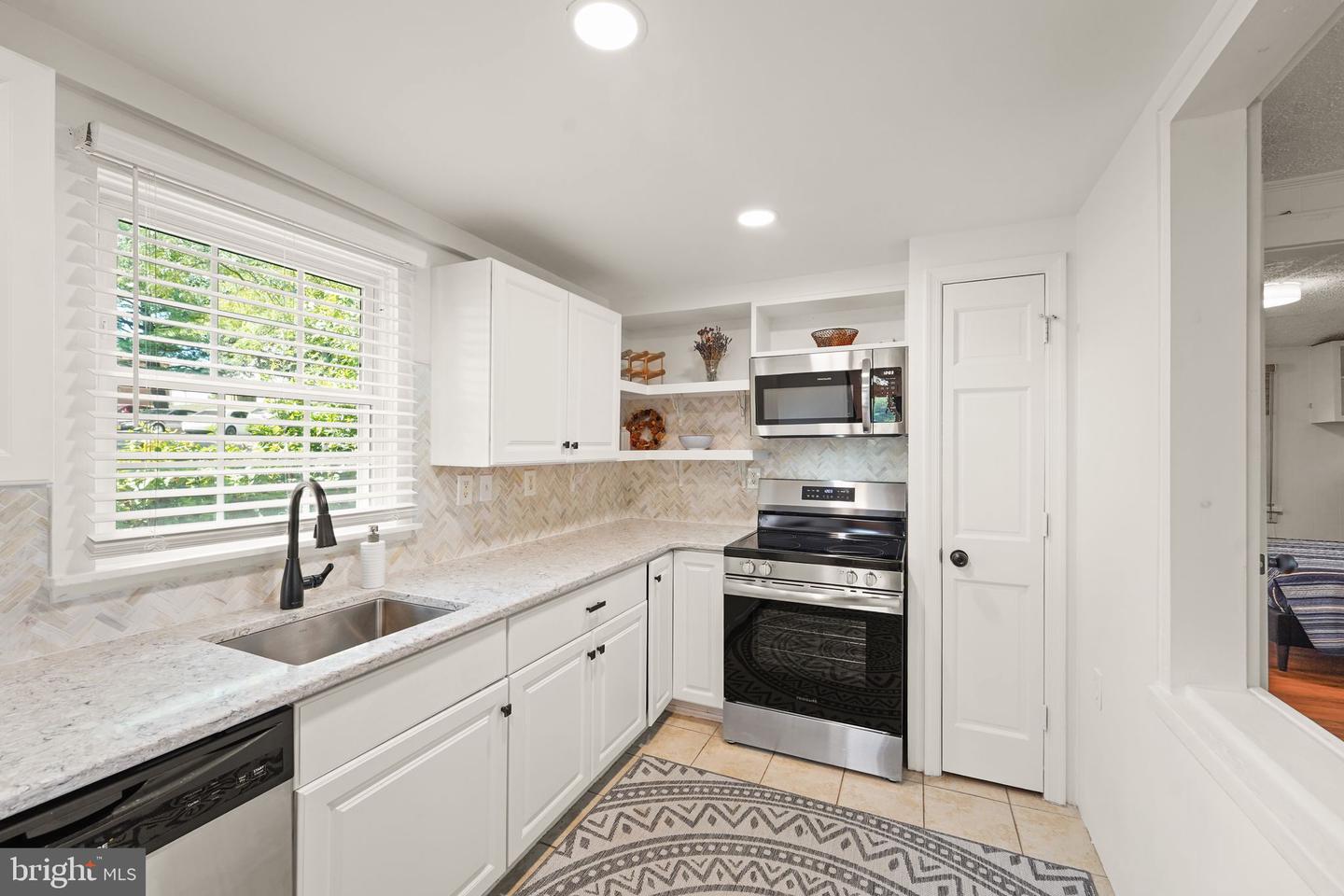 239 OLD WATERFORD RD NW, LEESBURG, Virginia 20176, 3 Bedrooms Bedrooms, ,2 BathroomsBathrooms,Residential,For sale,239 OLD WATERFORD RD NW,VALO2105376 MLS # VALO2105376
