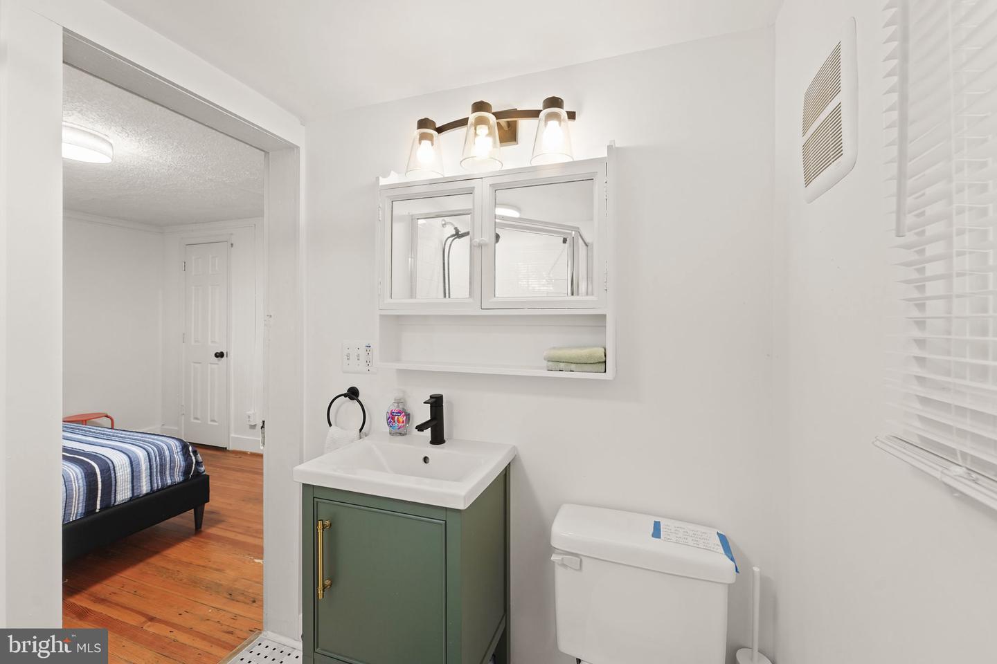 239 OLD WATERFORD RD NW, LEESBURG, Virginia 20176, 3 Bedrooms Bedrooms, ,2 BathroomsBathrooms,Residential,For sale,239 OLD WATERFORD RD NW,VALO2105376 MLS # VALO2105376