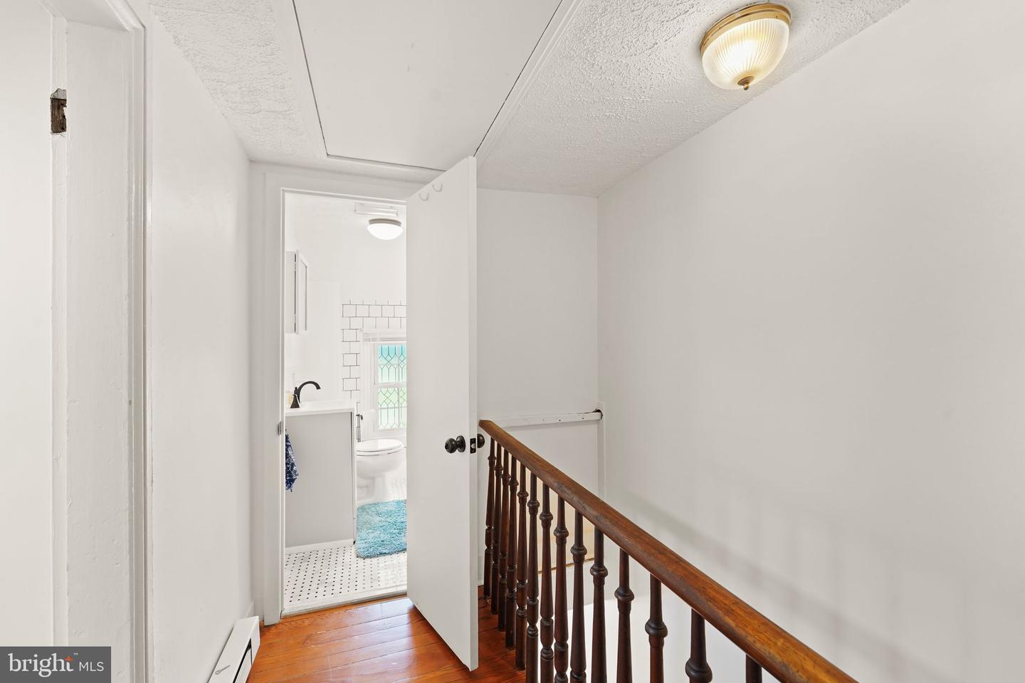 239 OLD WATERFORD RD NW, LEESBURG, Virginia 20176, 3 Bedrooms Bedrooms, ,2 BathroomsBathrooms,Residential,For sale,239 OLD WATERFORD RD NW,VALO2105376 MLS # VALO2105376