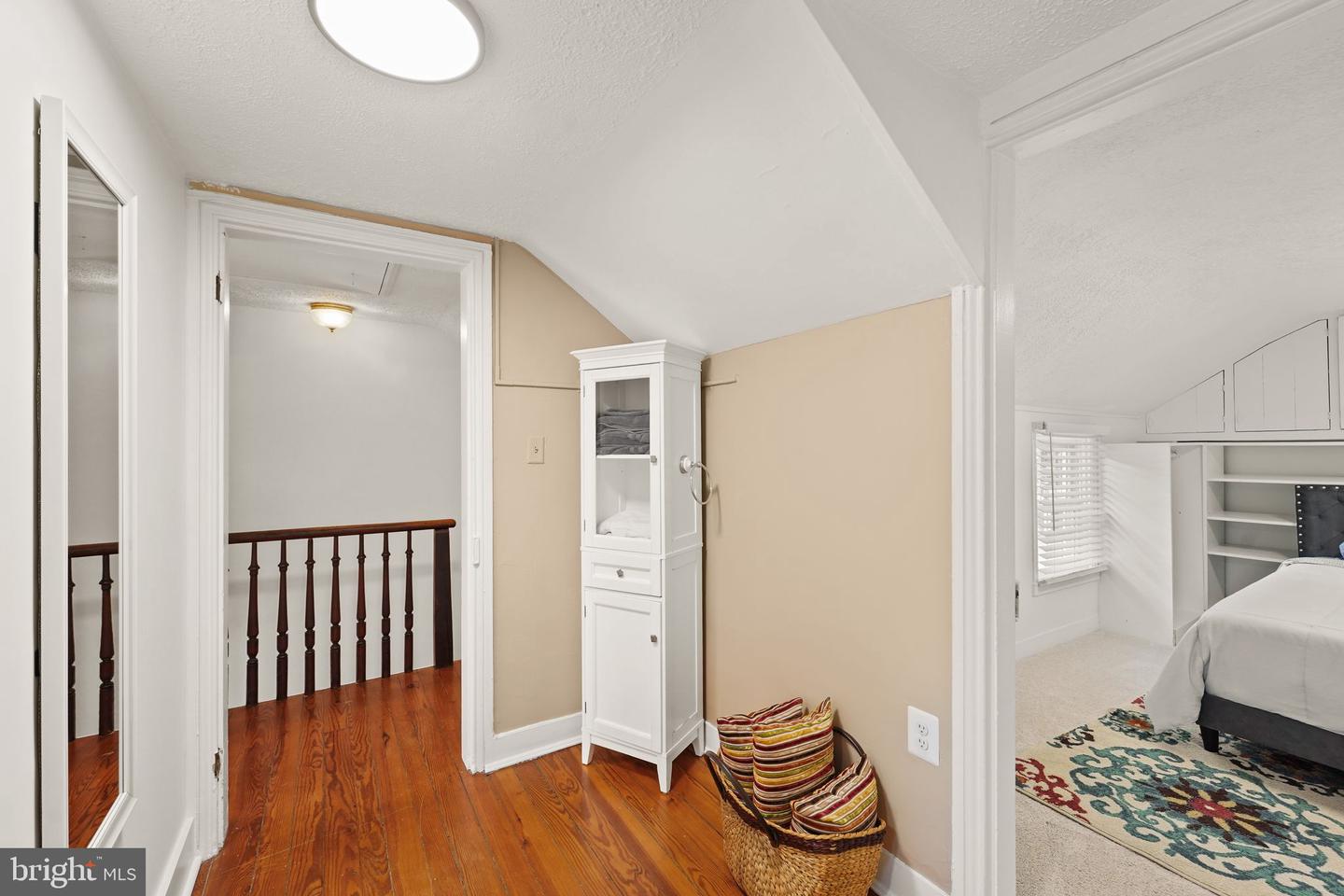 239 OLD WATERFORD RD NW, LEESBURG, Virginia 20176, 3 Bedrooms Bedrooms, ,2 BathroomsBathrooms,Residential,For sale,239 OLD WATERFORD RD NW,VALO2105376 MLS # VALO2105376